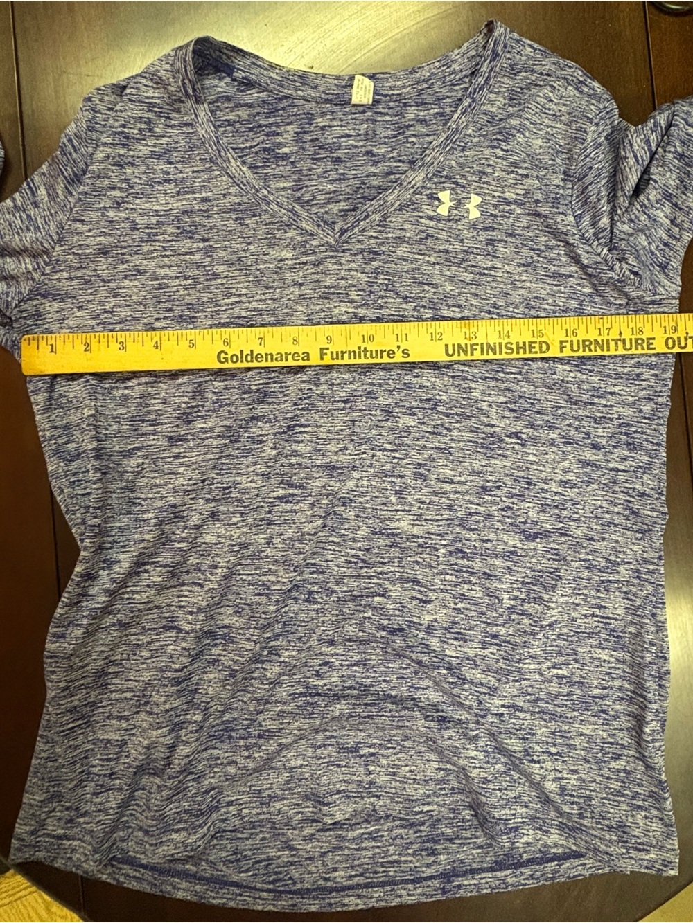Under Armour Women’s Heathered Navy V-Neck Long Sleeve Performance Tee